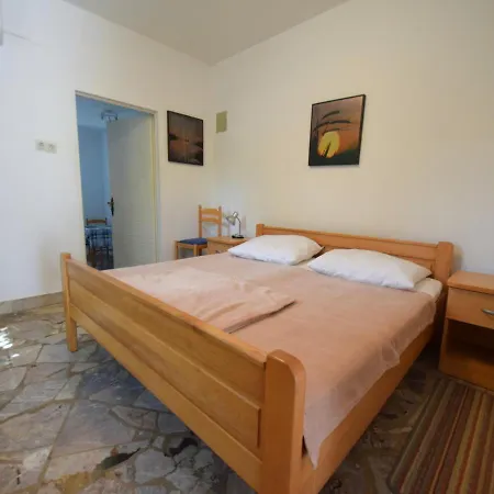 Apartment Skender *